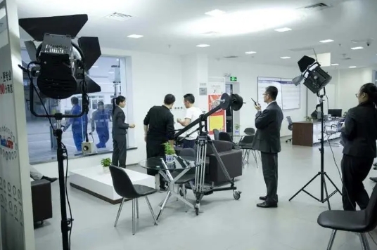 鄭州廣告片制作服務：創(chuàng)意與高質(zhì)量視頻制作助力品牌騰飛