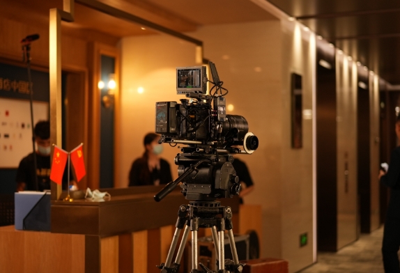 北京專(zhuān)業(yè)宣傳片拍攝多少錢(qián)？北京宣傳片拍攝報(bào)價(jià)大揭秘